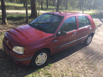 clio11.jpeg