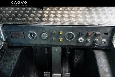 37744164-4.jpg
